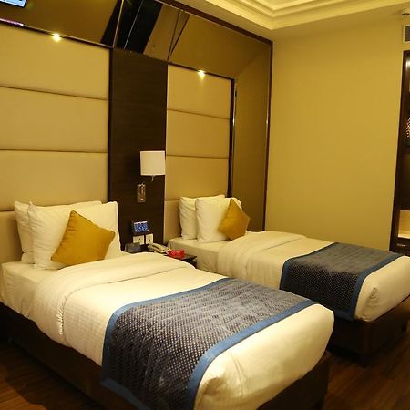Oyo Premium Panchkula Sector 5 Hotel Exterior photo