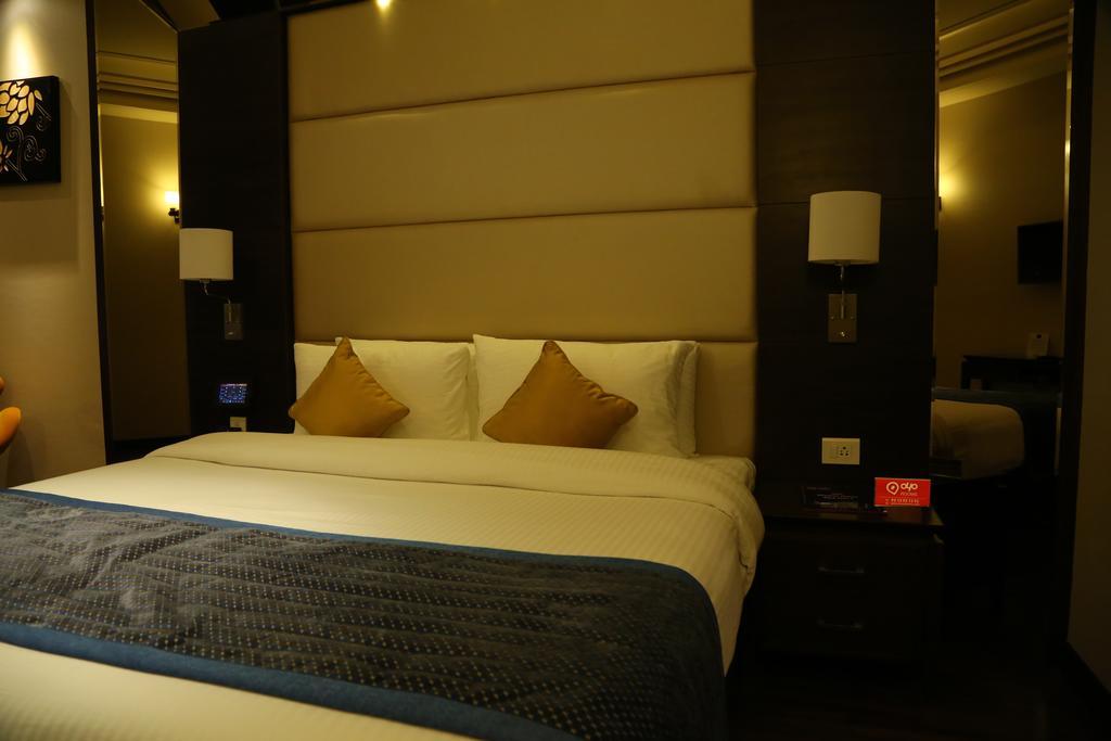Oyo Premium Panchkula Sector 5 Hotel Exterior photo